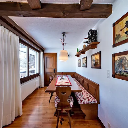 Апартаменты Chesa Aruons 21 -